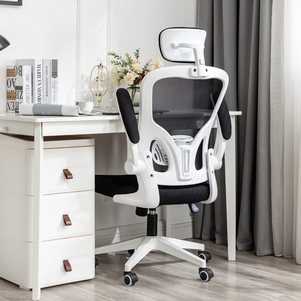 Brussels_Office_Chair_Scene_1